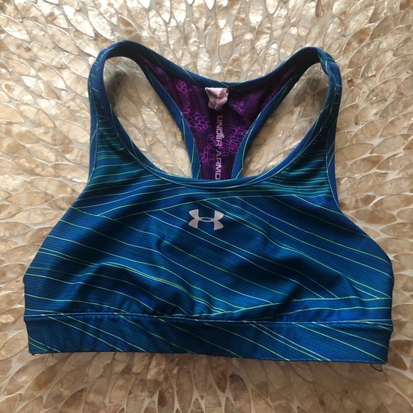 Under Armour Women’s Sports Bra Size Small - Picture 1 of 2